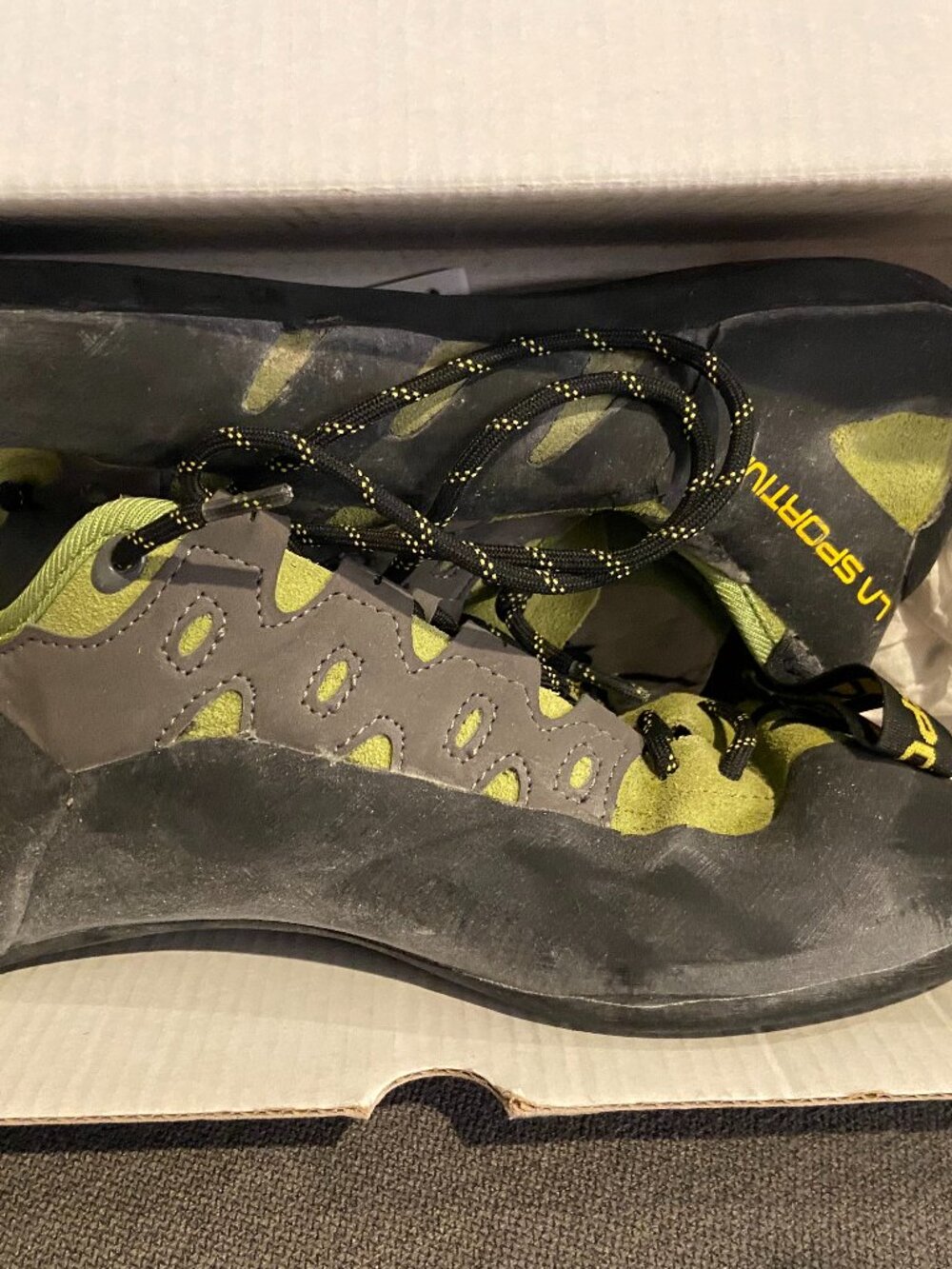 Tarantulace La Sportiva Climbing Shoes